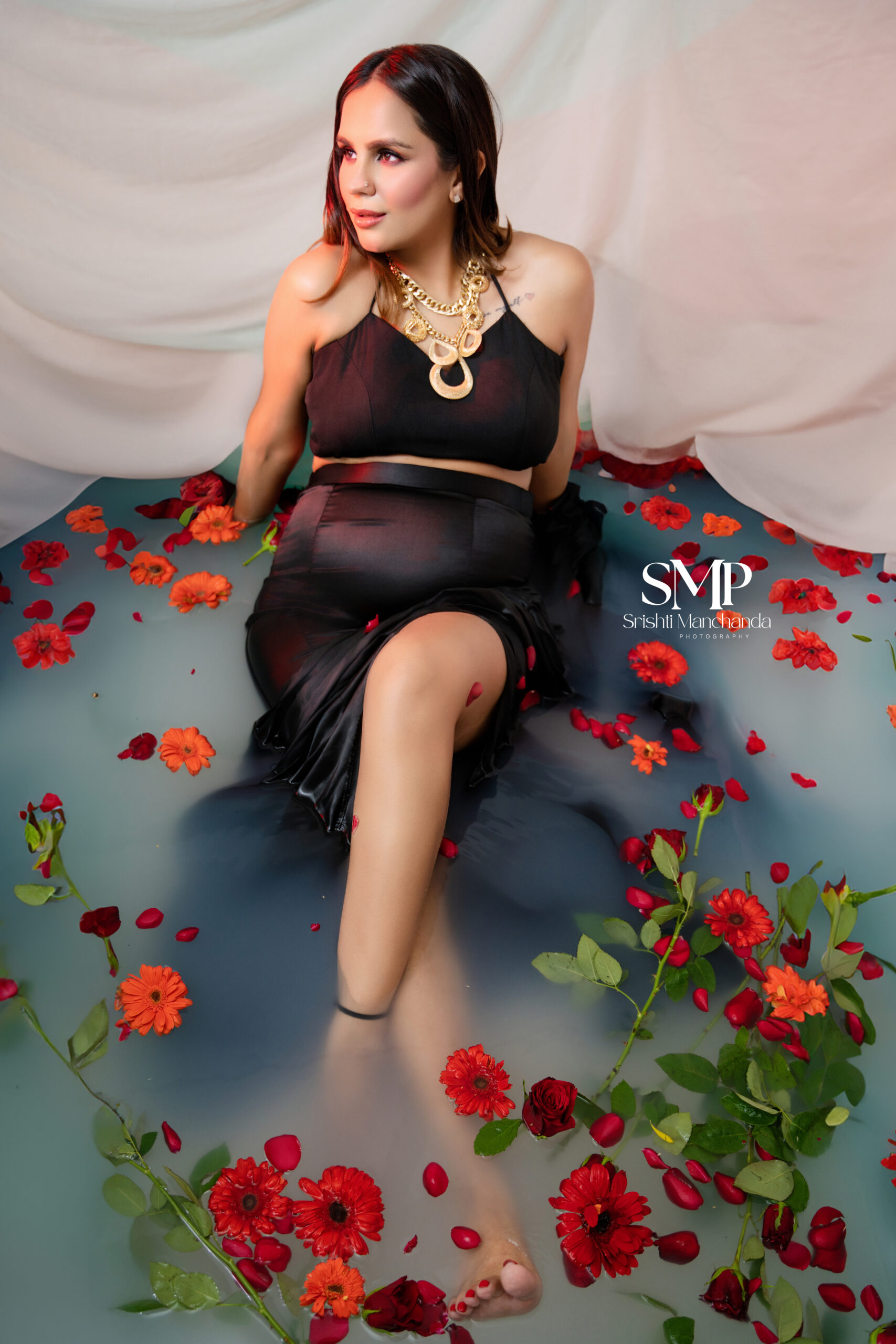 award winning maternity photographer delhi shrishti manchanda